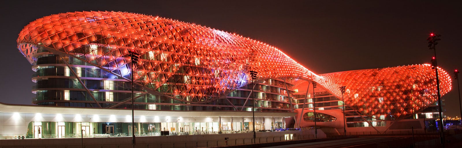 How do major events like Formula 1 reshape global travel demand?